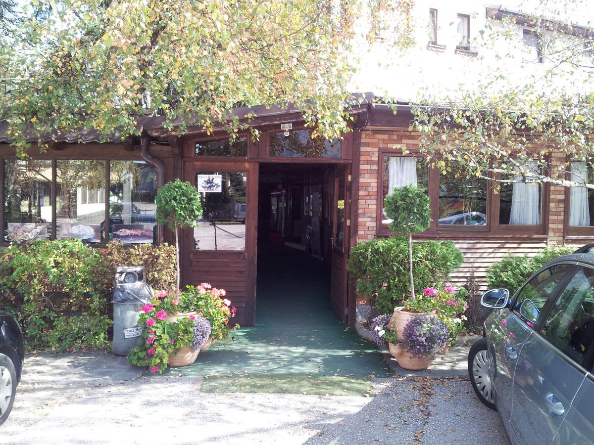 Hotel Rimski Most Илиджа Экстерьер фото
